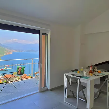 La Rondinella Comolake Lejlighed