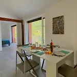 La Rondinella Comolake Apartment