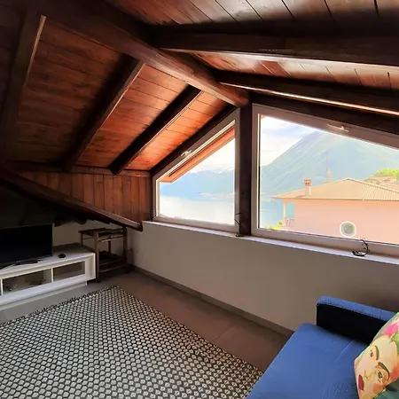 Lägenhet La Rondinella Comolake *