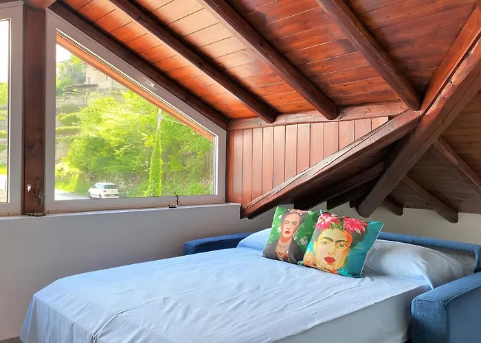 La Rondinella Comolake Apartment *